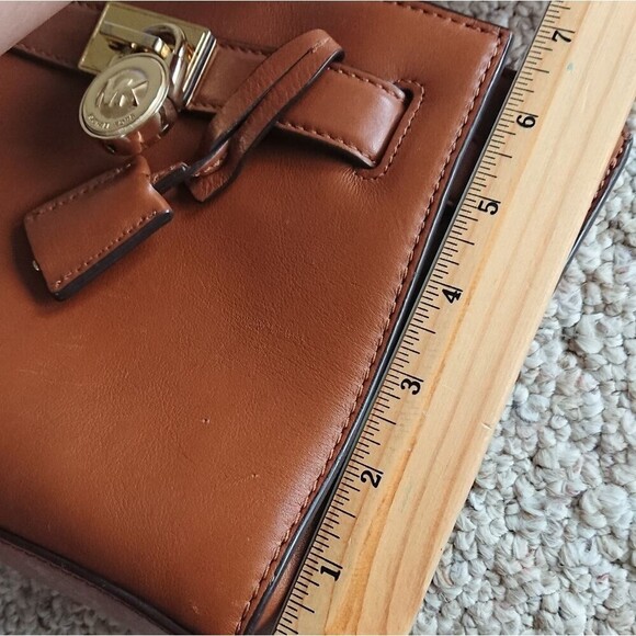 Michael Michael Kors Hamilton Traveler Leather Messenger brown Shoulder bag - Picture 5 of 16